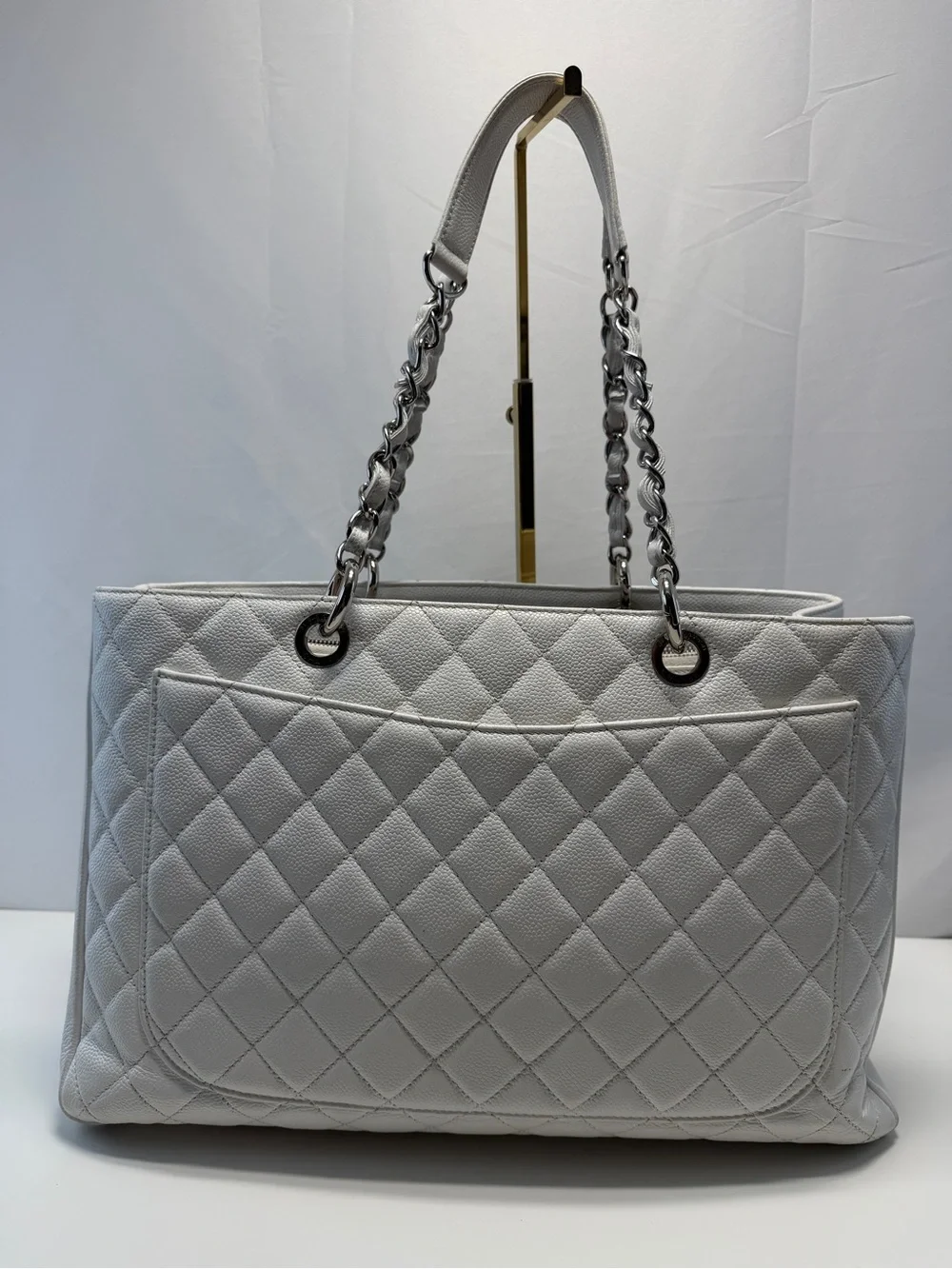 CHANEL classic quilted